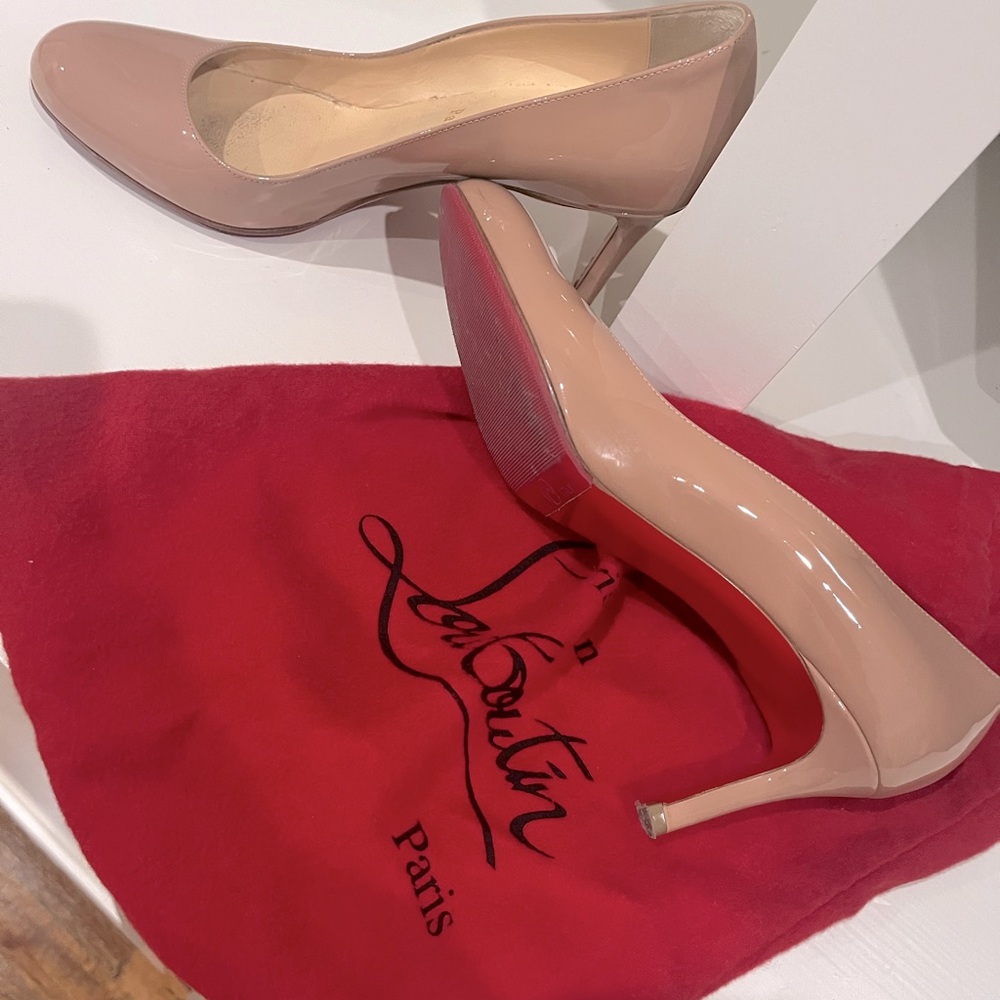 Christian Louboutin Pumps - Nude